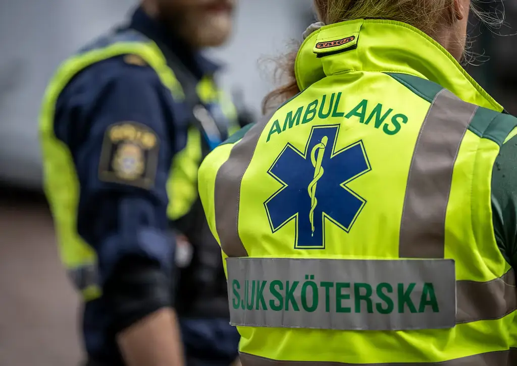 Arkivbild. Ambulanspersonal.
