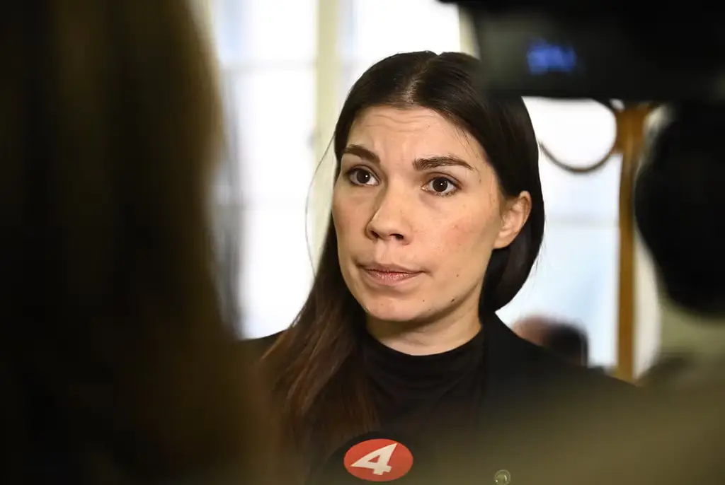 
Annika Hirvonen (MP) i riksdagen, 6 oktober.