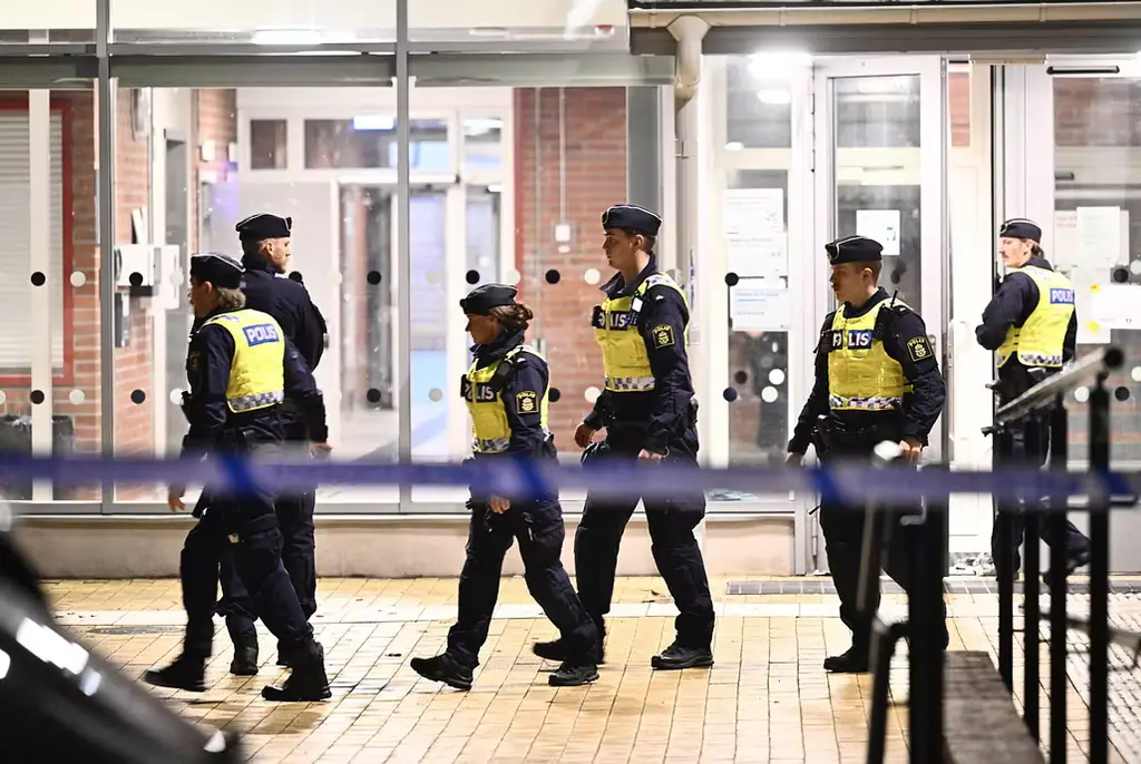 Bild från polisinsatsen 16 oktober.