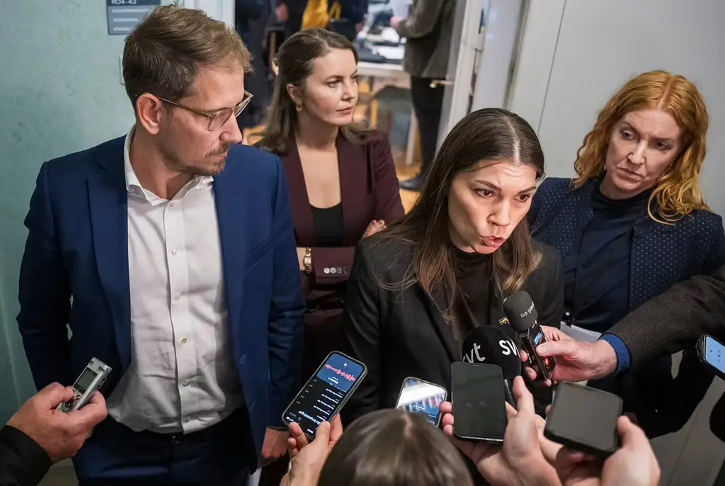 Företrädare för de rödgröna partierna i riksdagens socialförsäkringsutskott.