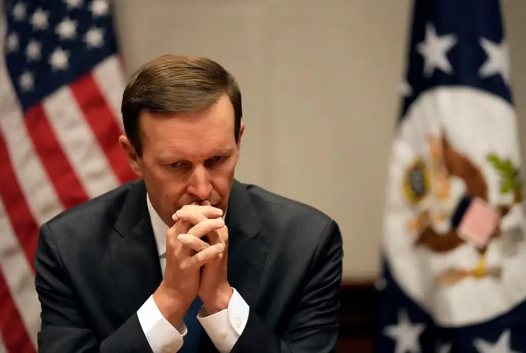 Senatorn Chris Murphy.