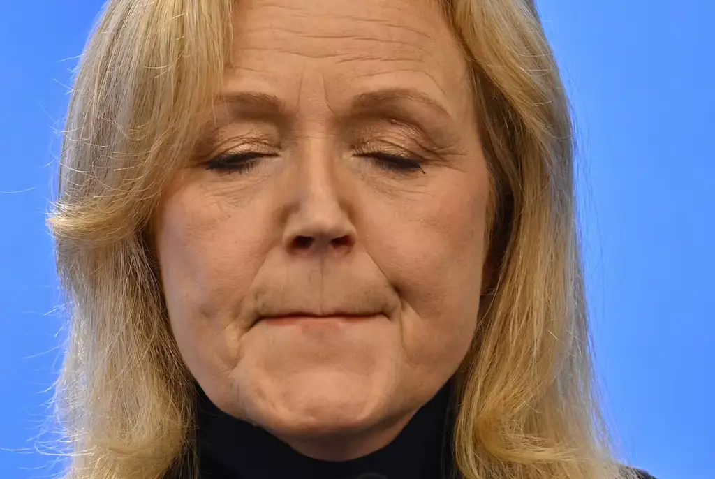 Centerledaren Elisabeth Thand Ringqvist efter den andra talmansrundan.