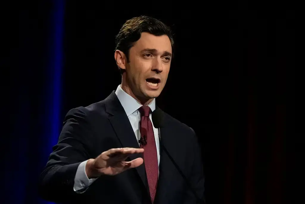 Jon Ossoff under nattens debatt mot Mike Collins.