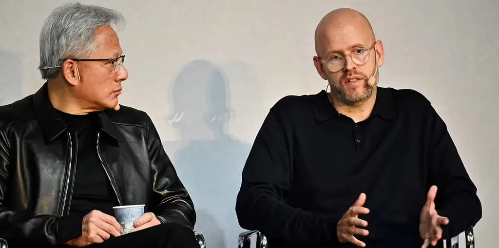 Jensen Huang, vd för Nvidia, och Daniel Ek, grundare av Spotify, under eventet ”Sferical One” i Stockholm på torsdagen.