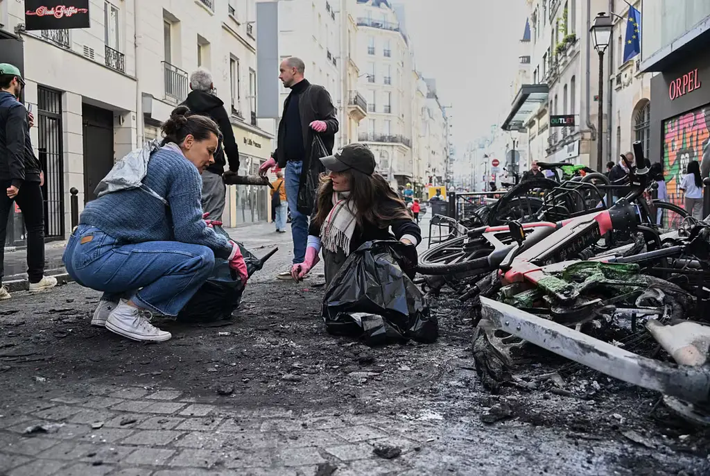 Bild från Paris, 18 oktober.
