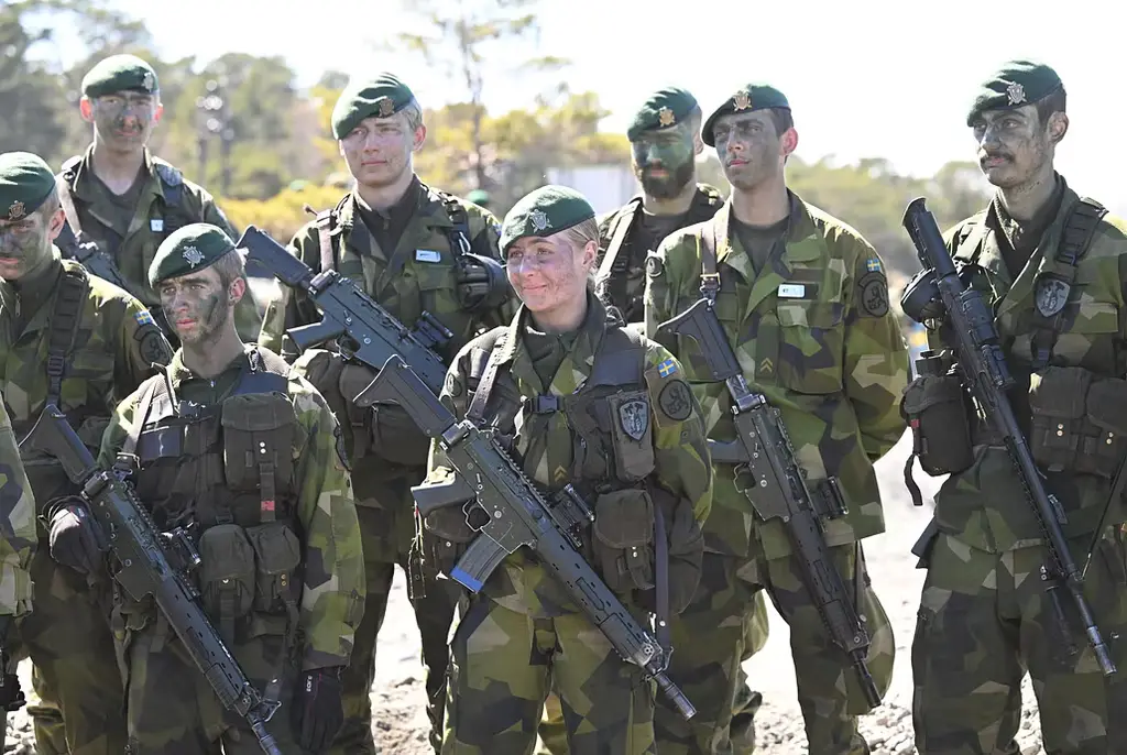 Arkivbild. Amfibiesoldater övar anfall under militärövningen Aurora 23 2023.