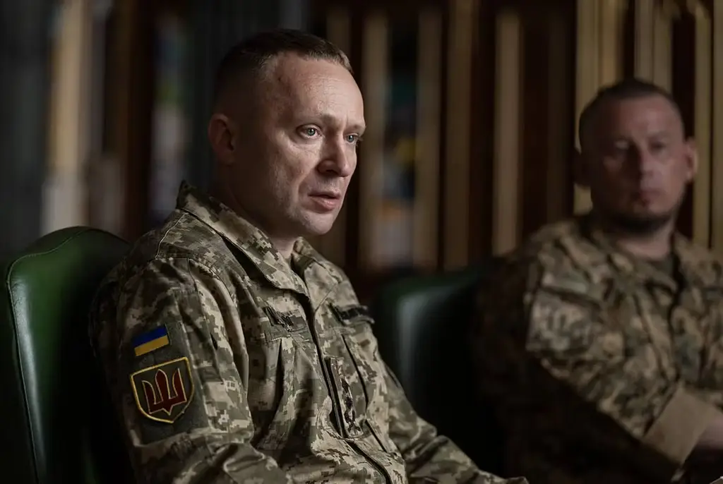 Mychajlo Drapatyj, Ukrainas nya överbefälhavare.