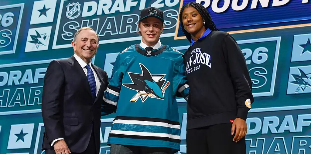Ivar Stenberg valdes som nummer två av San Jose Sharks i sommarens NHL-draft.